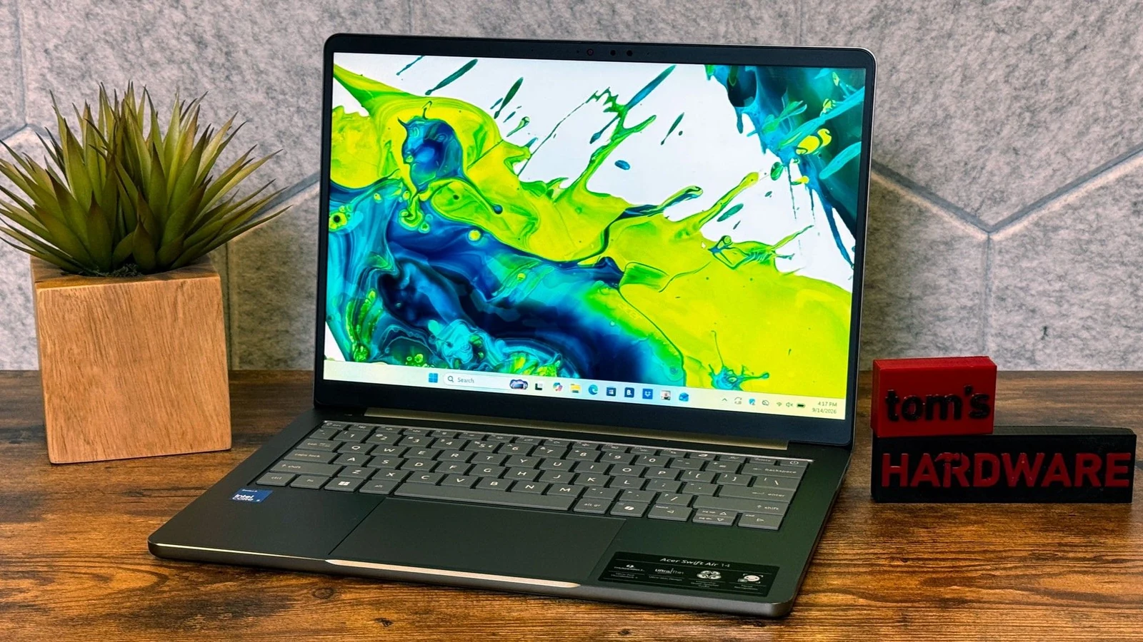 رئيس Acer: شركات الذاكرة تبالغ في مخاوف النقص لحماية هوامش أرباحها