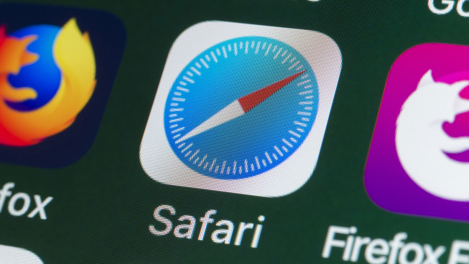 Does Apple’s Safari Browser Actually Protect iPhone Privacy?