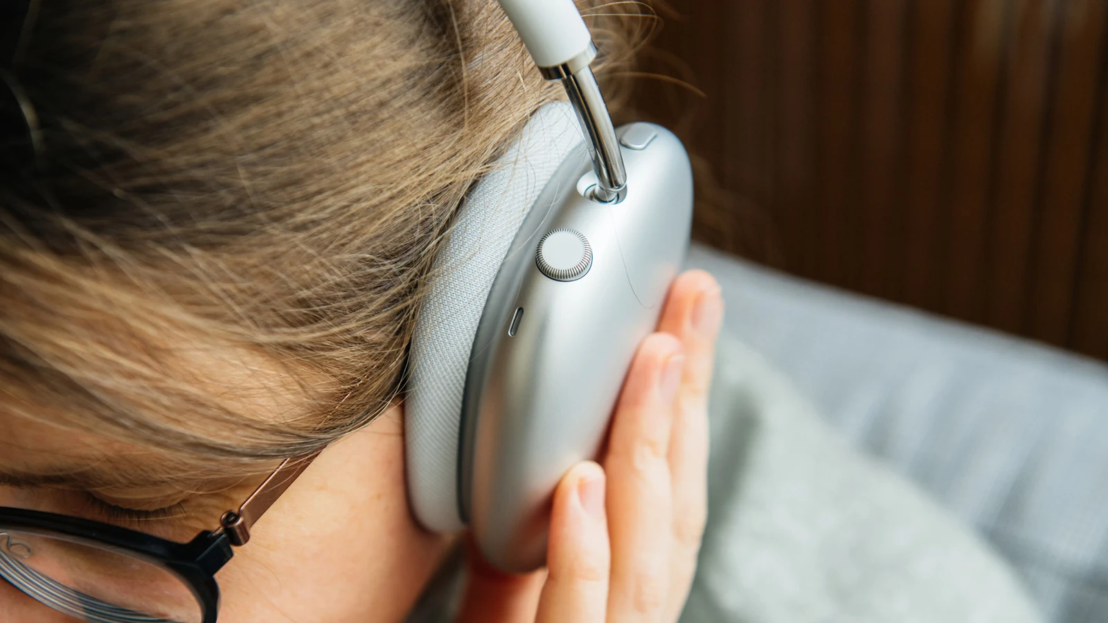 Understanding the Pros and Cons of Active Noise Cancellation