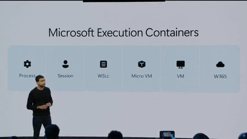 مايكروسوفت ونيفيديا تطلقان جهاز Surface Laptop Ultra بشريحة RTX Spark
