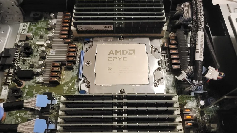 معالجات OpenAI جالابي تختار وحدات AMD EPYC بدلاً من نيفيديا